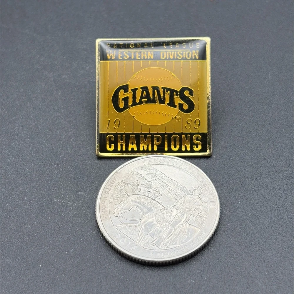 MLB Baseball San Francisco Giants‎ 1989 Western Division Champions Lapel Hat Pin